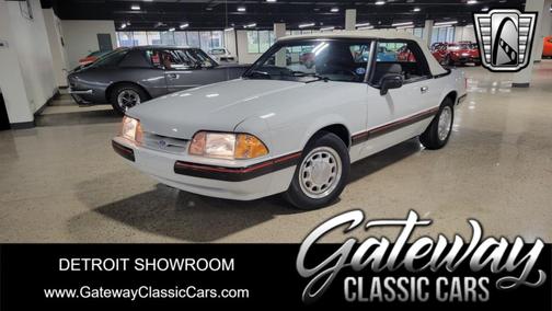 1989 Ford Mustang LX