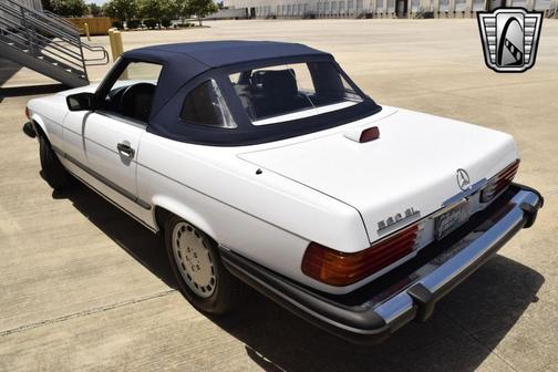1987 Mercedes-Benz 560SL