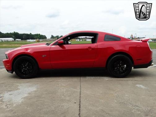 2010 Ford Mustang Base