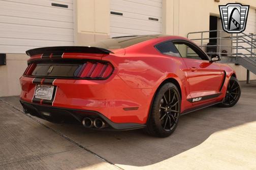 2017 Ford Shelby GT350 Base