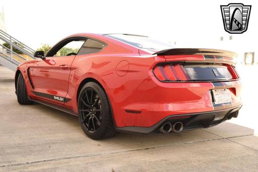 2017 Ford Shelby GT350 Base