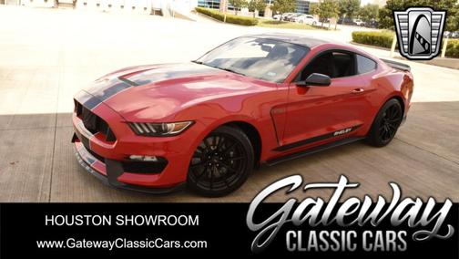 2017 Ford Shelby GT350 Base