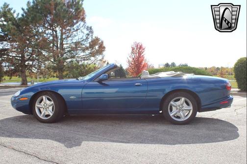1998 Jaguar XK8 