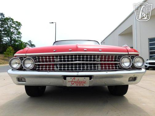 1961 Ford Galaxie Base