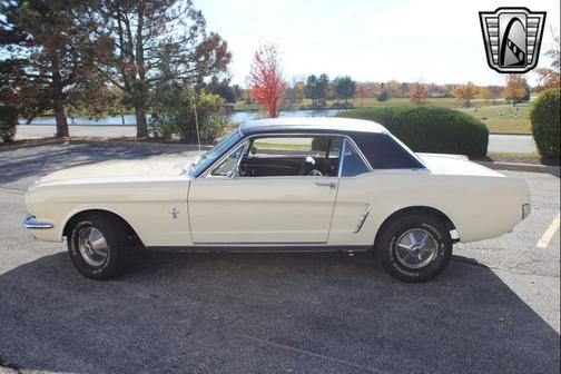 1965 Ford Mustang Base
