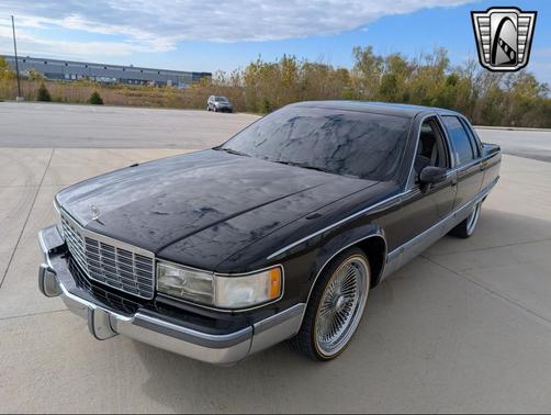 1994 Cadillac Fleetwood Standard