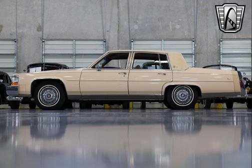 1988 Cadillac Brougham 