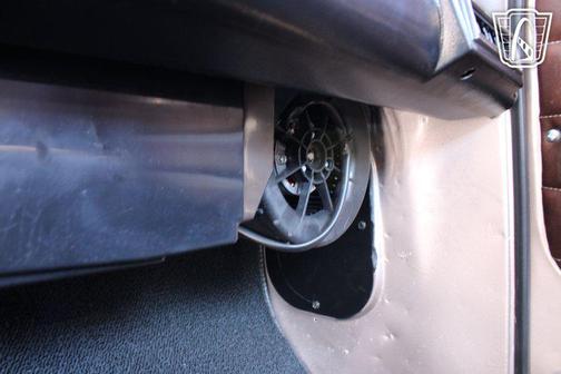 Champagne 1965 Chevrolet C10/K10 Base