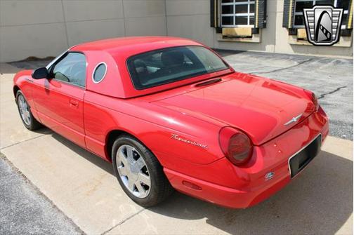 2002 Ford Thunderbird Base