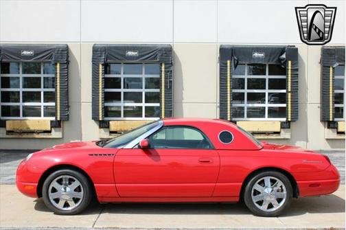 2002 Ford Thunderbird Base
