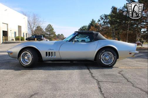 1969 Chevrolet Corvette Base