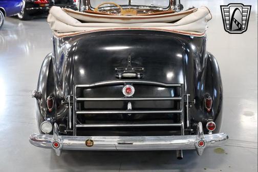 1940 Packard 160 
