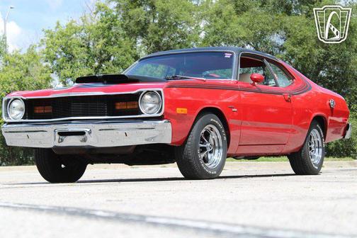 RED 1976 Dodge Dart