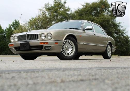 1997 Jaguar XJ Vanden Plas