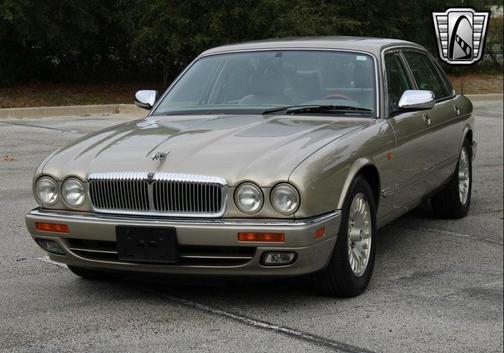 1997 Jaguar XJ Vanden Plas
