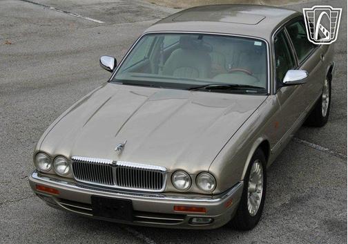 1997 Jaguar XJ Vanden Plas