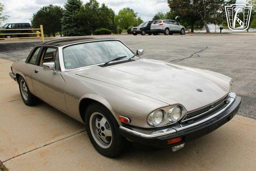 1988 Jaguar XJS 