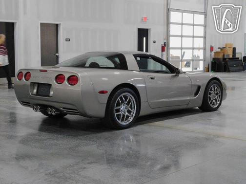 1999 Chevrolet Corvette Base