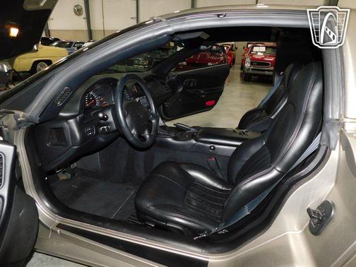 1999 Chevrolet Corvette Base