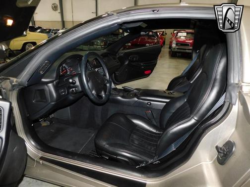 1999 Chevrolet Corvette Base