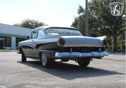 1957 Ford Custom Base