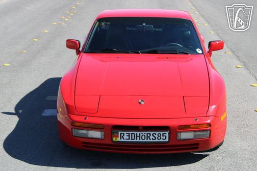 1985 Porsche 944 