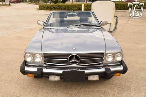 1982 Mercedes-Benz 380SL 