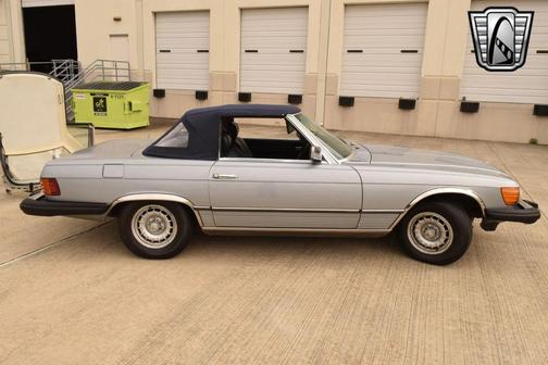 1982 Mercedes-Benz 380SL 