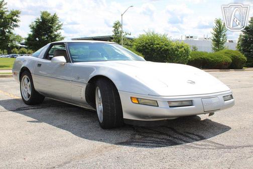SILVER 1996 Chevrolet Corvette Base