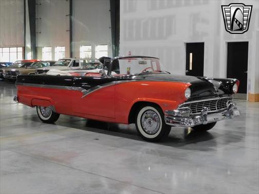 1956 Ford Victoria Sunliner