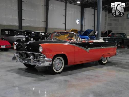 1956 Ford Victoria Sunliner