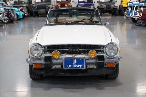 1976 Triumph TR6 Base