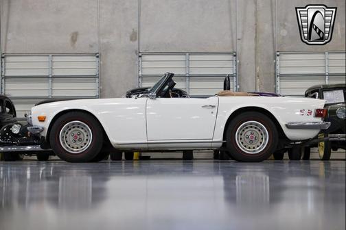 1976 Triumph TR6 Base