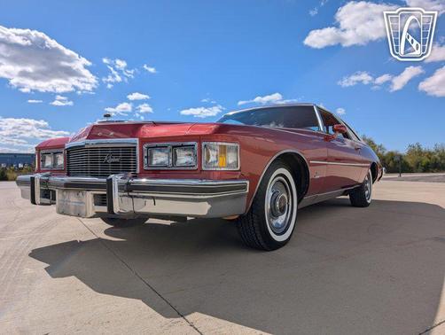 1976 Buick Riviera 