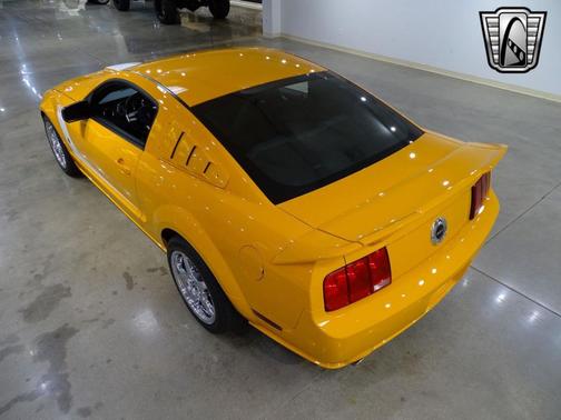 2007 Ford Mustang Base