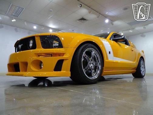 2007 Ford Mustang Base