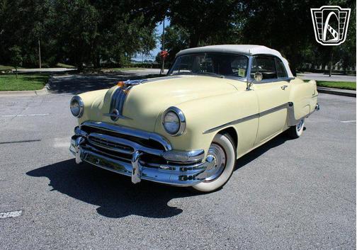 1954 Pontiac Star Chief 