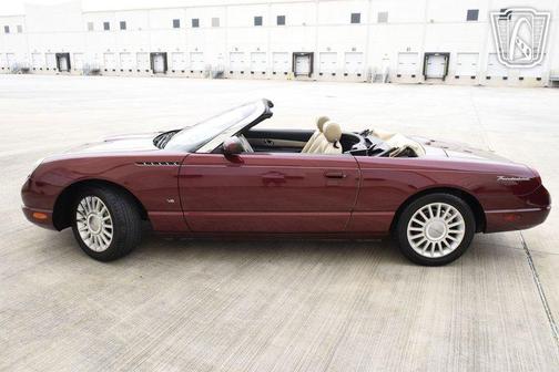2004 Ford Thunderbird Base