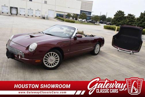 2004 Ford Thunderbird Base