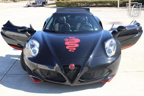 2016 Alfa Romeo 4C Spider Base
