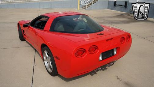2001 Chevrolet Corvette Base