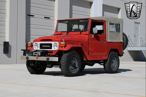 1977 Toyota Land Cruiser Base