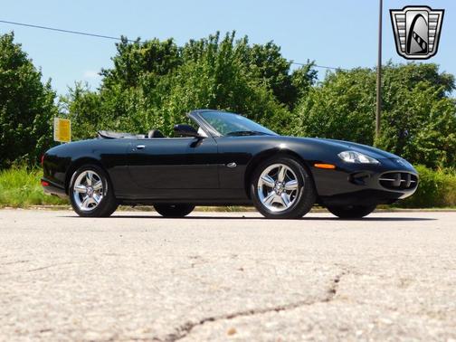 1998 Jaguar XK8