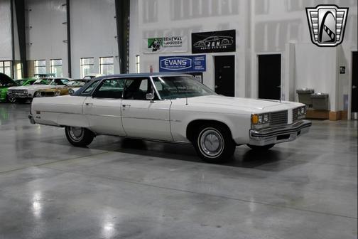 1976 Oldsmobile 98 Base