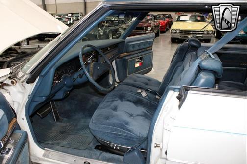 1976 Oldsmobile 98 Base