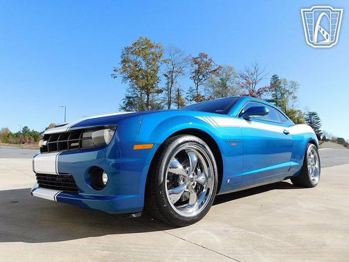 Blue 2010 Chevrolet Camaro 2SS