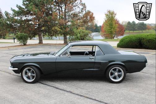 1967 Ford Mustang Base