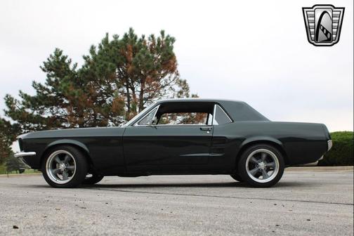 1967 Ford Mustang Base