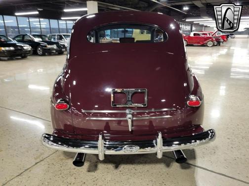1946 Ford Deluxe Base