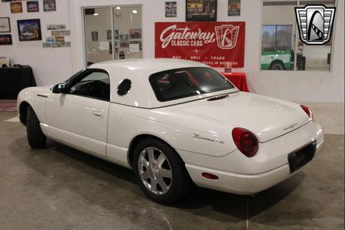 2002 Ford Thunderbird Base